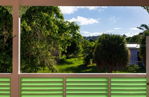 Runaway Bay Apartment | Beach, golf, everything nearby Top quality, quiet, comfortable