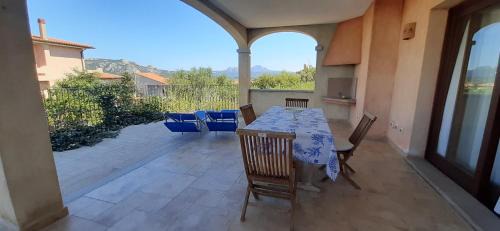 Cannigione Apartment | BEACH HOUSE Alice