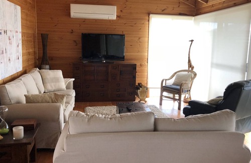 Falcon House | Beach House - located at Falcon