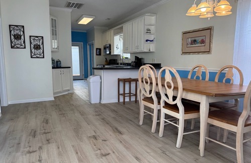 Myrtle Beach RV Rental | BEACH HOUSE ONLY A MINUTE S WALK FROM THE BEACH(OCEAN LAKES UNIT 1149)