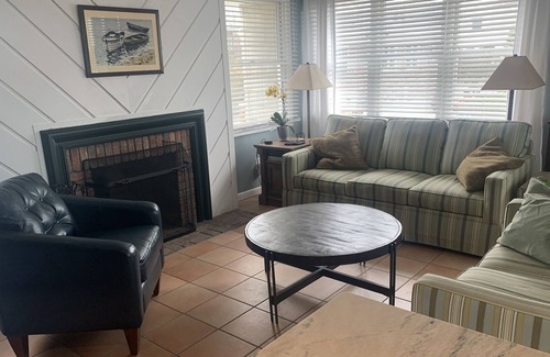 Point Lookout House | Beach House Perfection. Book July or Aug by Feb 1 and receive promotional rate.