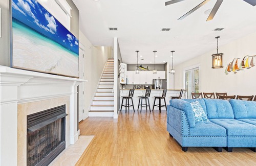 Bahama Beach House | Beach House! Spacious 4BR Retreat, Steps to Beach, Gulf Views & Viewing Deck!