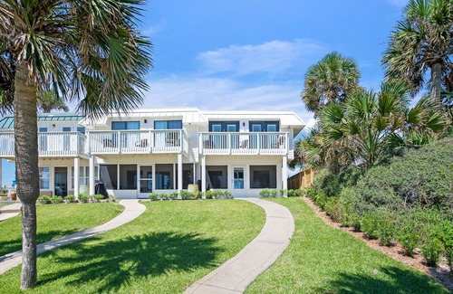 Hollywood Beach House | Beach House - Sunnyside West By Panhandle Getaways