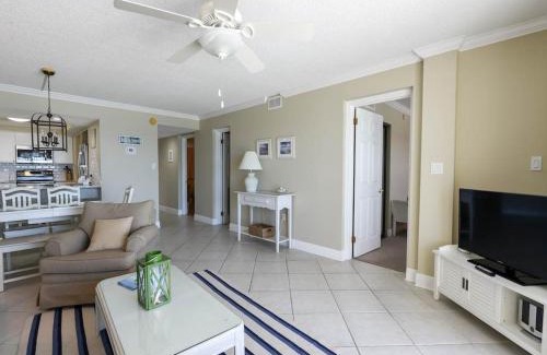 Miramar Beach Apartment | Beach House
