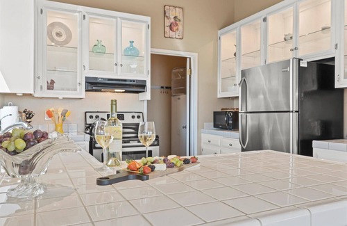 Dillon Beach House | Beach Nest~Cozy Coastal Hideaway w/Views & Sauna! HotTub/PlTble/Pup/WiFi