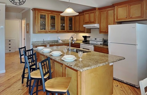 Bermuda Beach House | Beach Oasis | Pet-Friendly, Coastal Views