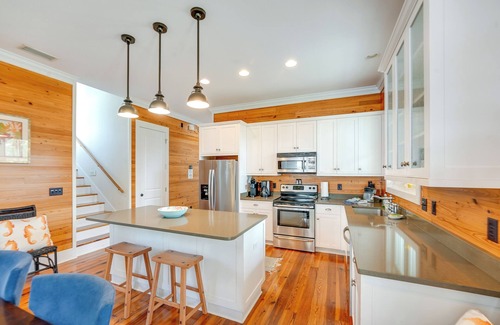 Panacea House | Beach & Pool Access: Peaceful St Teresa House