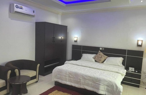 Littoral Department Apartment | Beach Sand Hotel & Resort, Cotonou Deluxe Room 5