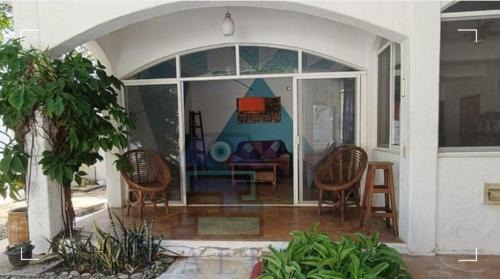 Crucecita House | Beach-style house near the sea
