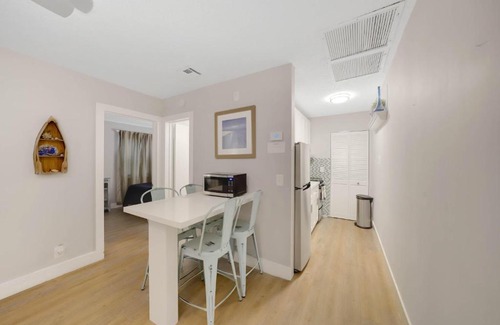Singer Island Apartment | Beach Unit 2