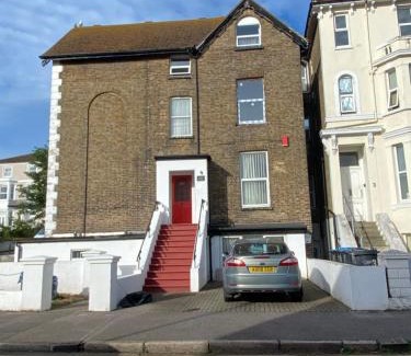Margate Apartment | Beach view apartments