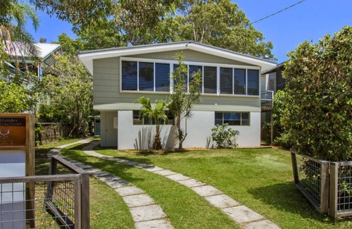 Pearl Beach House | Beach Vista by HolidayCo.