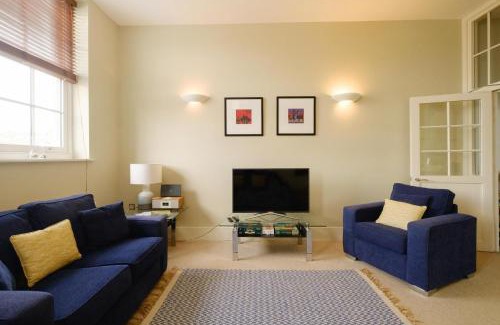 Aldeburgh House | Beachcomber - Aldeburgh Coastal Cottages
