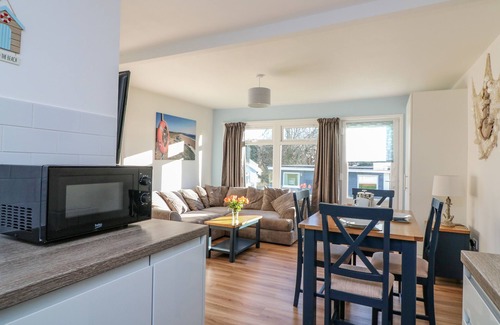 Dartmouth Cottage | Beachcomber