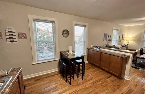 Racine House | Beachcomber! Pro Cleaned, Self Check in Sleeps 7