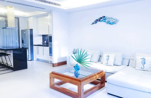 Sa Khu Apartment | Beachfront 2br Home With Private Plunge Pool on Stunning Naithon Beach 3