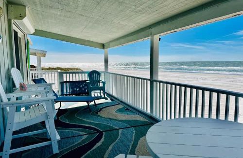 Indian Shores Villa | Beachfront Bungalow