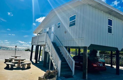Indian Shores Villa | Beachfront Bungalow