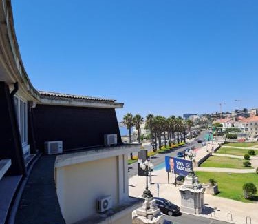 Estoril Apartment | BEACHFRONT Cascais,Estoril Apartment