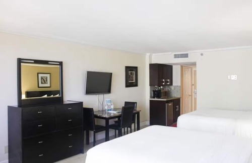 Sunny Isles Beach Hotel | Beachfront Escape! 4 Serene Units at Marco Polo Beach Resort, Pool