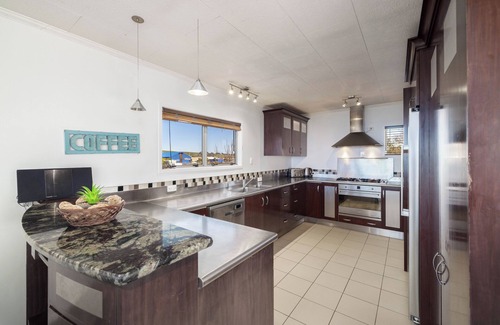 Kaikoura House | Beachfront | Games Room | Handy Location - KK58106, Beachfront | Games Room | Handy Location