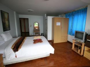 Cha-am House | Beachfront Hotel Cha Am
