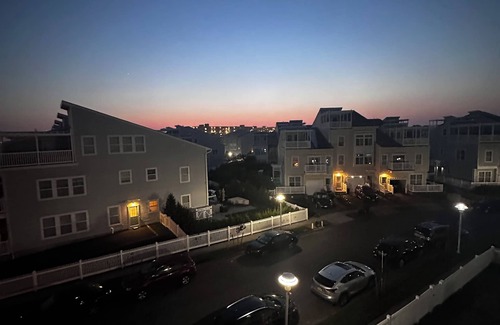Queens House | Beachfront house near jfk Airport