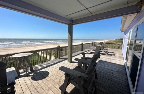Port Bolivar House | Beachfront Living! Multi-Generation Beach Home with 360 Water Views