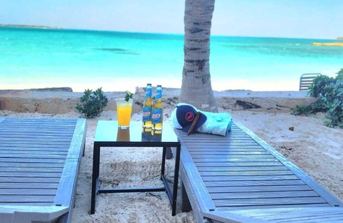 Rokers Point Condo | Beachfront Luxury Suite