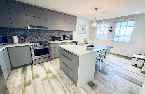 Calvache Apartment | Beachfront Modern Apt -Direct Sand Access - Villa Sanfe