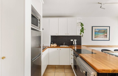 Onetangi Apartment | Beachfront on Waiheke