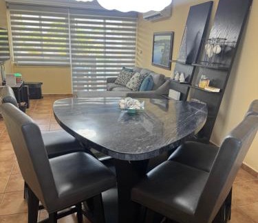 Zarzal Apartment | Beachfront Paradise