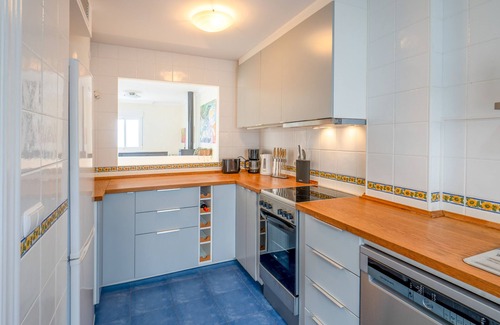 Almunecar Ski Chalet | Beachfront, Pool, Townhouse with Sea View