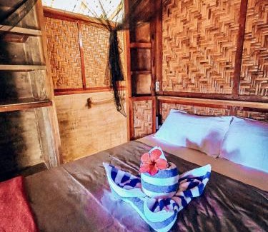 Catangnan House | Beachfront Private Bungalow