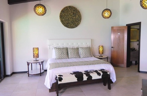 Fryes Beach Hotel | Beachfront Relaxation Suite with Breathtaking Sea Backdrop - Near Ffryes Beach