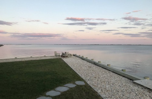 Center Moriches House | Beachfront Sunrise to Sunset Water Views - Dreamy Getaway