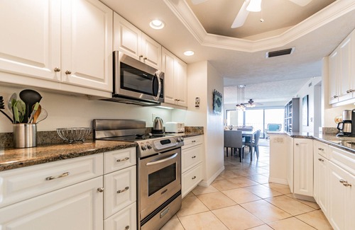 Golden Beach Condo | Beachfront Venice Island Condo