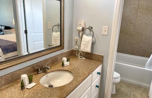 Port Aransas Apartment | Beachgate Condo Suites and Hotel 437 condo