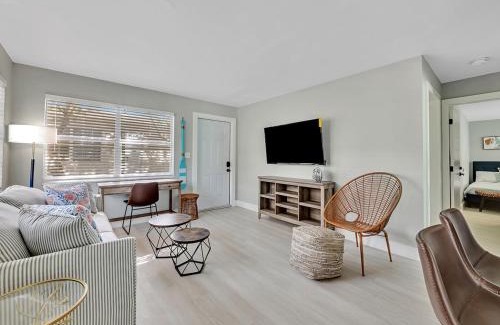 North Beach Apartment | Beachside 1BR Apt - Walk to Hollywood Dania Beach
