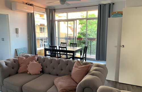 Monterey Apartment | Beachside apartment 15 minutes from the airport