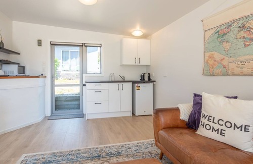 Pohara Cabin | Beachside Bliss in Golden Bay