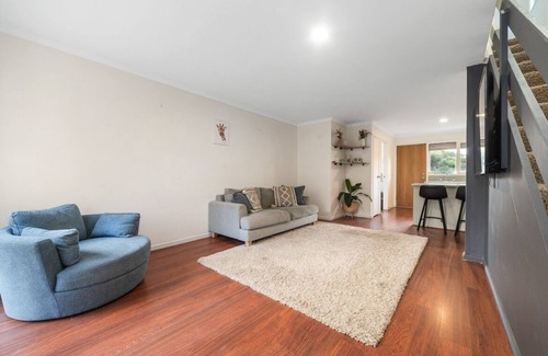 Seaford House | Beachside hidden gem.