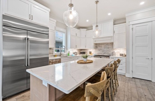 Bid-a-wee Beach House | Beachside Paradise. The Perfect Coastal Retreat 8BR 7Bath Private Pool