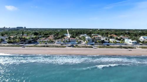 Birch Park Finger Streets House | Beachside Retreat w Pool Ocean View Steps to Beach Beach Haven by AvantStay
