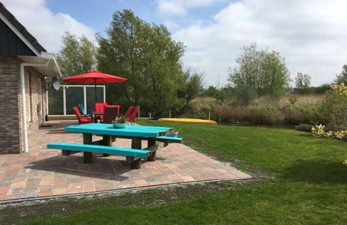 Makkum House | Beachvilla Grachtenblik