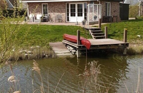 Makkum House | Beachvilla Grachtenblik