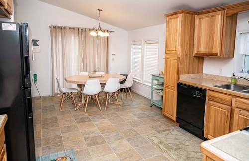 Caseville House | Beadle Island Bungalow - Private Beach Access