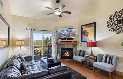 Bear Hollow Village Apartment | Bear Hollow, 7 Min Drive to Base of Canyons, Full Kitchen, Restaurants Nearby