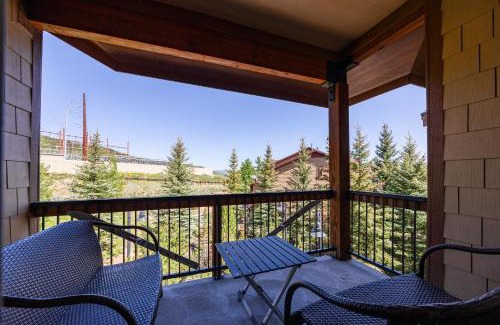 Bear Hollow Village Apartment | Bear Hollow, 7 Min Drive to Base of Canyons, Full Kitchen, Restaurants Nearby