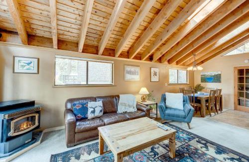 Incline Village House | Bear & Moose Manor Permit #WSTR22,0202 and TLT #W-4770